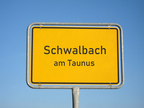 Ortsschild Schwalbach am Taunus