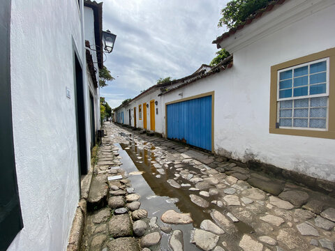 houses in the town