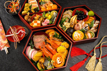 典型的な日本料理　Japanese food  New Year dishes (OSECHI)