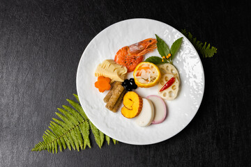 典型的な日本料理　Japanese food  New Year dishes (OSECHI)