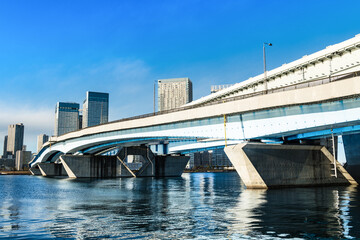 快晴の隅田川と美しい日本の橋　晴海大橋