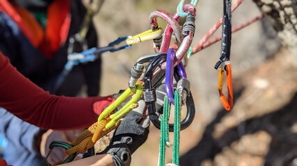 マルチピッチクライミングでの支点構築