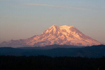 Fototapeta premium mountain at sunset
