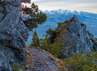 Fürstensteig Liechtenstein in der Abenddämmerung