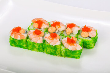 California roll with prawn and cheese