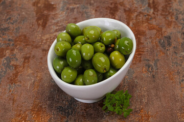 Green Campo Real olives in the bowl