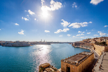 Fototapeta na wymiar main port of valletta, malta, in a sunny afternoon, from the lower barrakka gardens