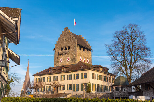 Castle of Uster morning landscape during a clear winter morning