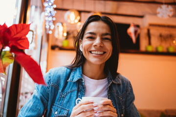 Portrait happy beautiful young woman smiling