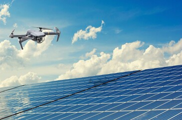 Drone sobrevoando placas solares - obrazy, fototapety, plakaty