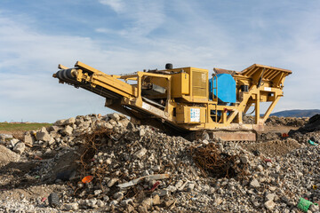 Construction waste recycling plant for transformation