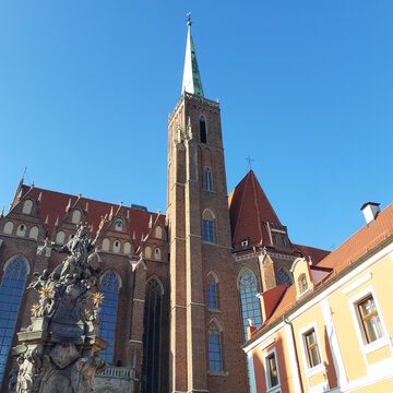 Catholic church on Tumski island of Wroclaw, Poland. Collegiate Church of the Holy Cross and St. Bartholomew.