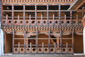buddhist fortress (dzong) in trongsa (bhutan)