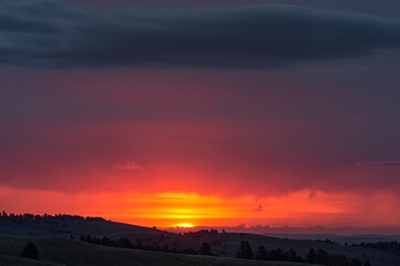 Fototapeta na wymiar Black Hills sunrise; Custer State Park; South Dakota 