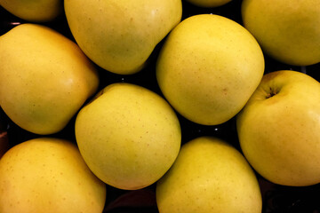 background with horizontal yellow apples
