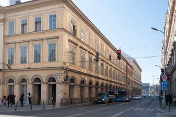 Fototapeta na wymiar Abandoned postal bank in Budapest 