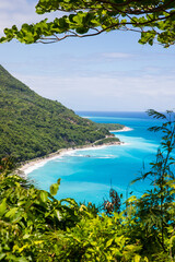 Playa y montaña