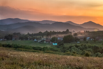 sunset on the maunatin