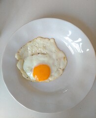My favorite breakfast is  fried egg.