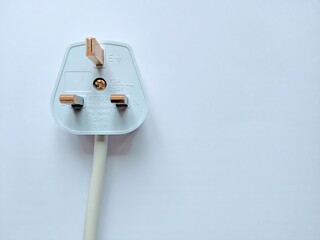 3 pin plug top white