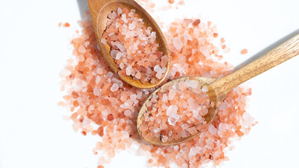 Fototapeta na wymiar ヒマラヤピンク岩塩（食べ物、シーズニング）：ヒマラヤ地方でとれるミネラル豊富な塩。