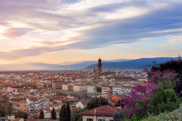 Fototapeta na wymiar Stunning sunset over Florence, panoramic views of the historic center. Tuscany, Italy