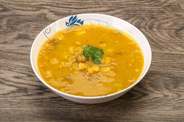 Pea soup with smoked meat