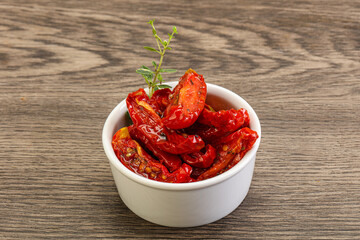 Sun-dried tomato in olive oil