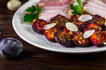 Image with plums.