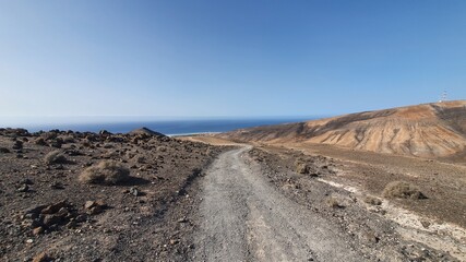 fuerteventura dessert climate Pico de la Zara hikking