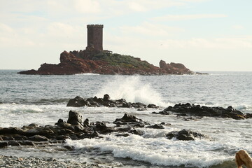 &Icirc;le d'or, Saint-Rapha&euml;l