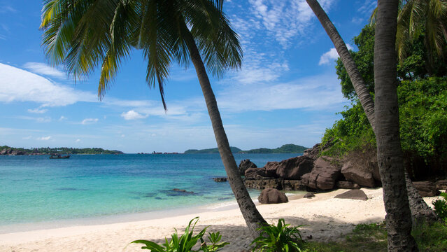 Paradise beach on Fingernail Island (Hon Mong Tay), Phu Quoc
