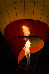 Obraz premium Flame to fill with hot air a balloon