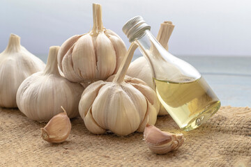 natural extracts cold pressed garlic oil , Helps prevent the occurrence of heart disease. Reduce the risk of acute heart failure