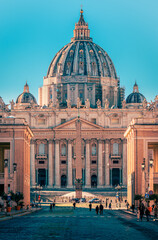 la basilica di san pietro vista da via della conciliazione