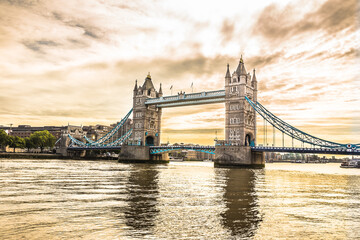Tower Bridge in London © Wieslaw