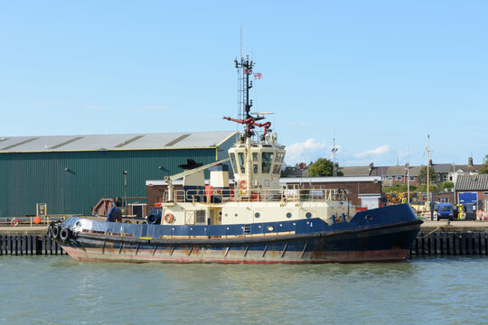 Tug in the port of Lowestoft