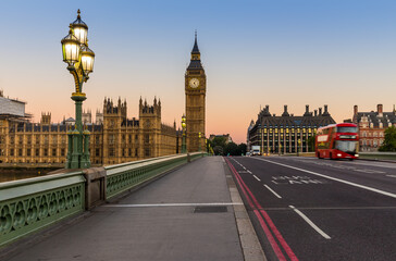 Obraz na płótnie Canvas Big Ben in London in the morning