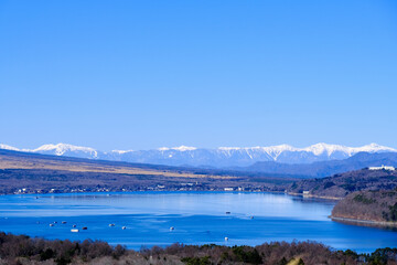 Obraz premium 【山梨】山中湖（パノラマ台）から見る南アルプス連峰（冬）