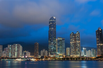Fototapeta na wymiar Skyline of downtown district of Hong Kong city at night