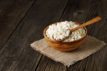 cottage cheese in clay bowl