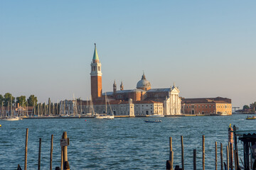Fototapeta premium discovery of the city of Venice and its small canals and romantic alleys