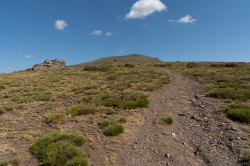 mountainous landscape in Sierra Nevada