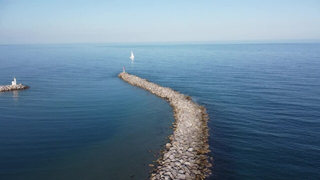 Port Leucate, sortie du port