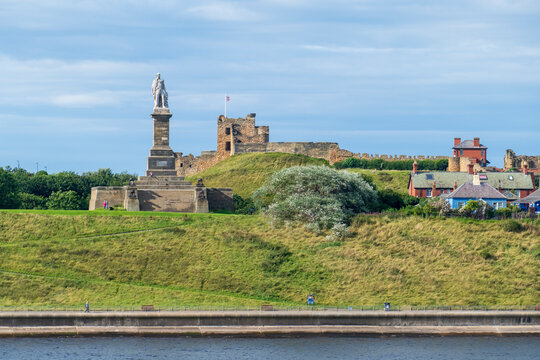 Cuthbert Collingwood Monument an der M&uuml;ndung der Tyne bei Newcastle