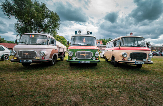 Barkas B1100 Volkspolizei und Krankenwagen