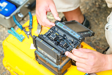 Fiber Optic Fusion Splicing Cable checking signal and Wire connection with Fiber Optic Fusion...