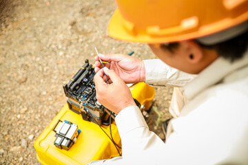 Fiber Optic Fusion Splicing Cable checking signal and Wire connection with Fiber Optic Fusion...