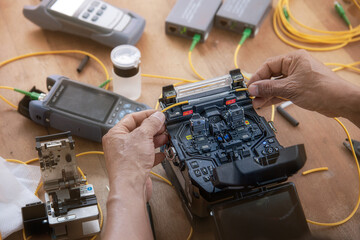 Heat Treatment, Fiber Optic Cable Connection, Internet Signal and Cable Splicing Machine Fiber...