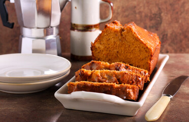 Yogurt cake with icing,